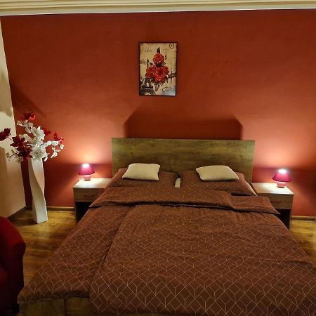 Matyas Apartman ตาตา ภายนอก รูปภาพ